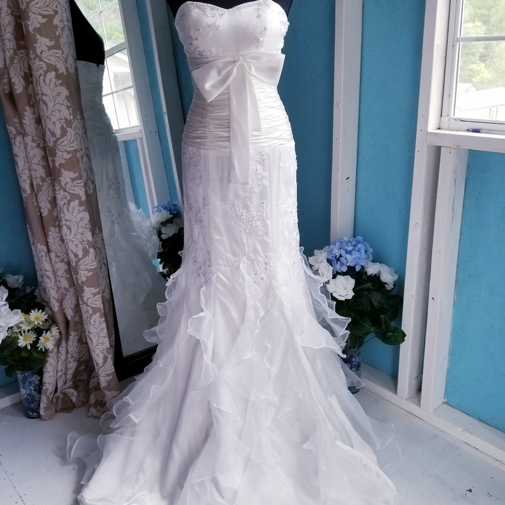 Wedding dress